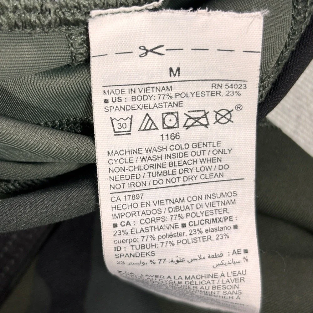Old Navy Active Elevate Go-Dry Camo Leggings Women Medium Green High Rise Pocket - Picture 6 of 6